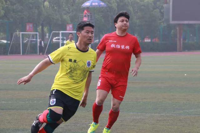 亚运乒乓盛宴：国乒面临考验，林诗栋意外失利引发热议